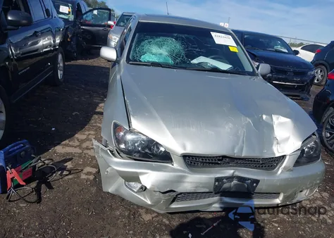 2001 Lexus Is 300 from USA, damaged, VIN JTHBD182310017562